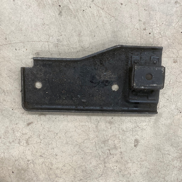 52003071 AW4 Auto Transmission Mount Bracket Cherokee XJ (87-01)