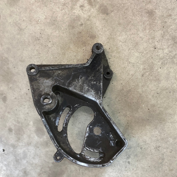 3232821 P/S Pump Bracket for Jeep CJ7, J10/J20, Grand Wagoneer (76-91)